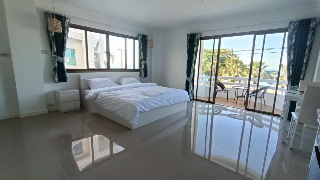 Boho Rent A Room Praia de Jomtien Exterior foto