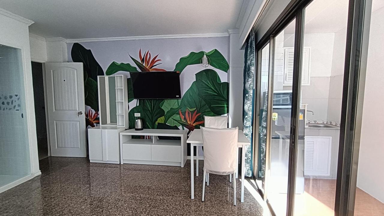 Boho Rent A Room Praia de Jomtien Exterior foto