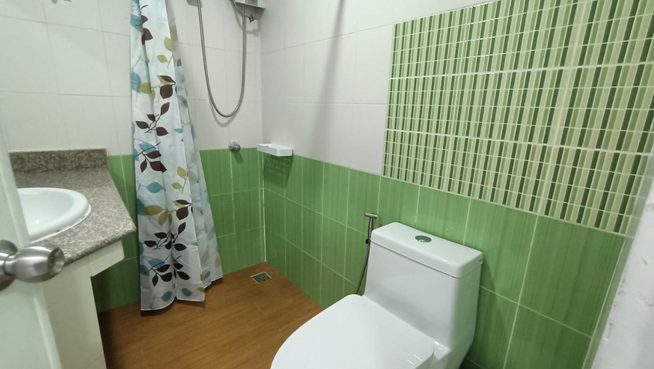 Boho Rent A Room Praia de Jomtien Exterior foto